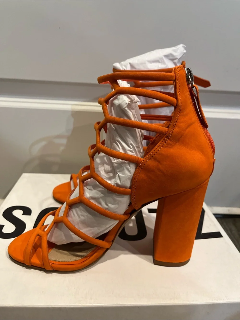 Schutz Julianna Orange Suede Gladiator Block Heels Sandals Sz 6.5